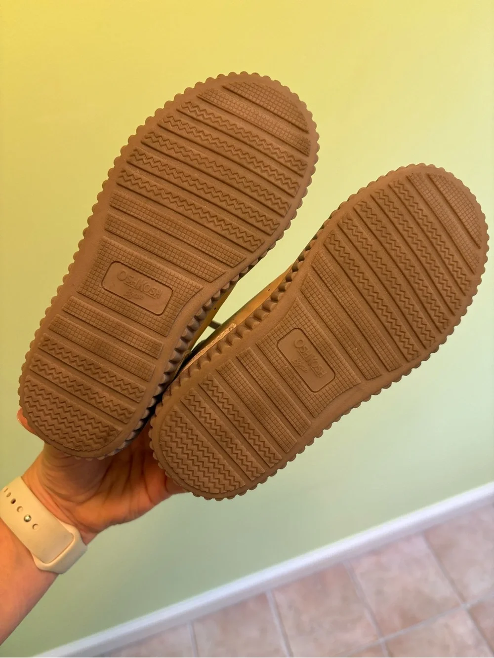 OshKosh B'gosh Tan Kids Sneakers with Gum Sole